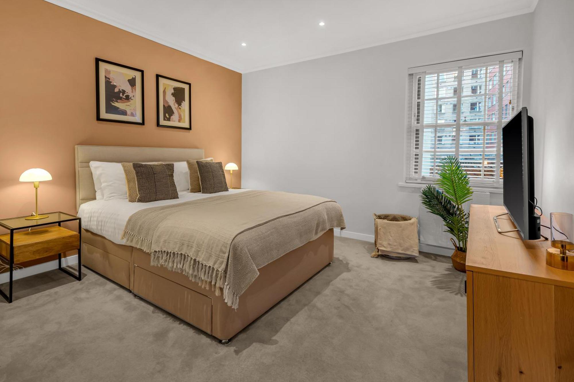 Be - The Russell Square Residences *