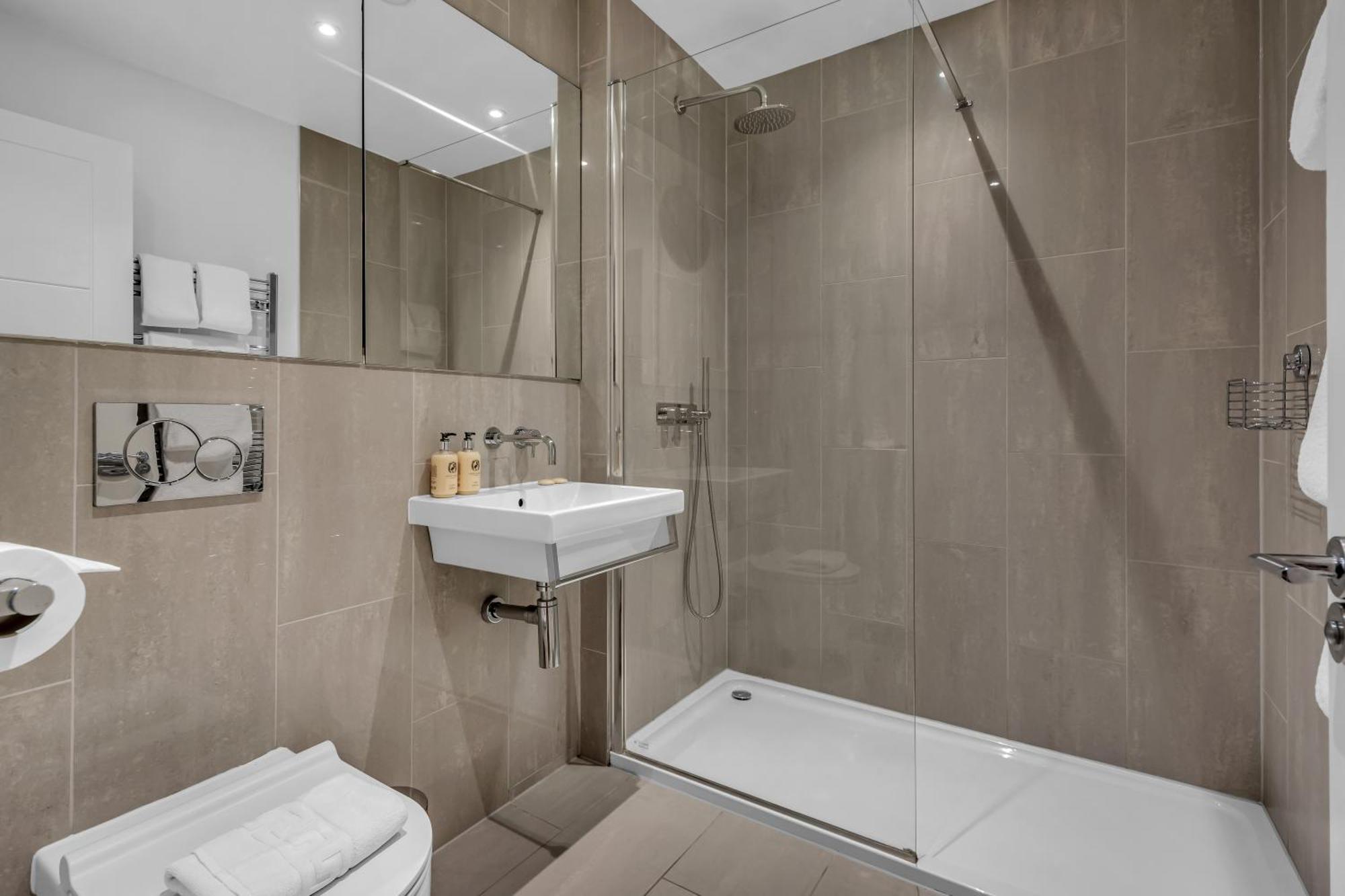 Apartment Be - The Russell Square Residences London