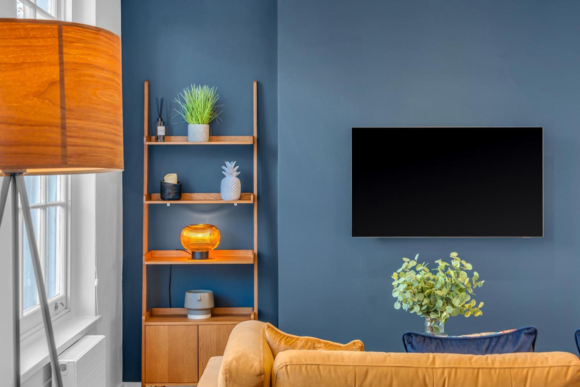 Be - The Russell Square Residences Apartment